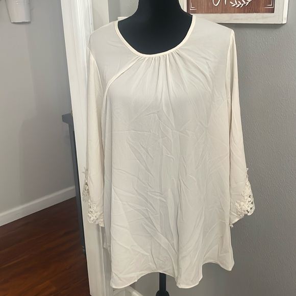 Ladies Tunic Top Blouse Ivory Summer Lace Trim Ladies blouse - Picture 1 of 10